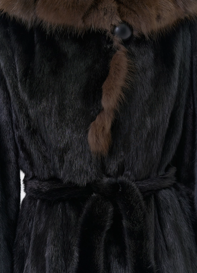 Шуба из норки с капюшоном  модель № 25003 универмаг малина