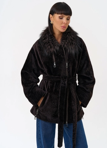 Дубленка натуральная с воротником из меха лисы