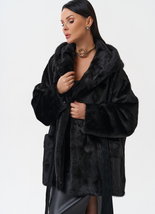 Женская норковая шуба с капюшоном  модель № 29104 универмаг малина