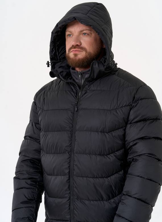 Мужской пуховик черного цвета