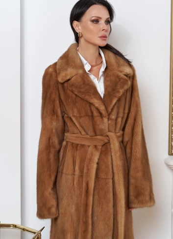 Женская длинная шуба из меха норки фото