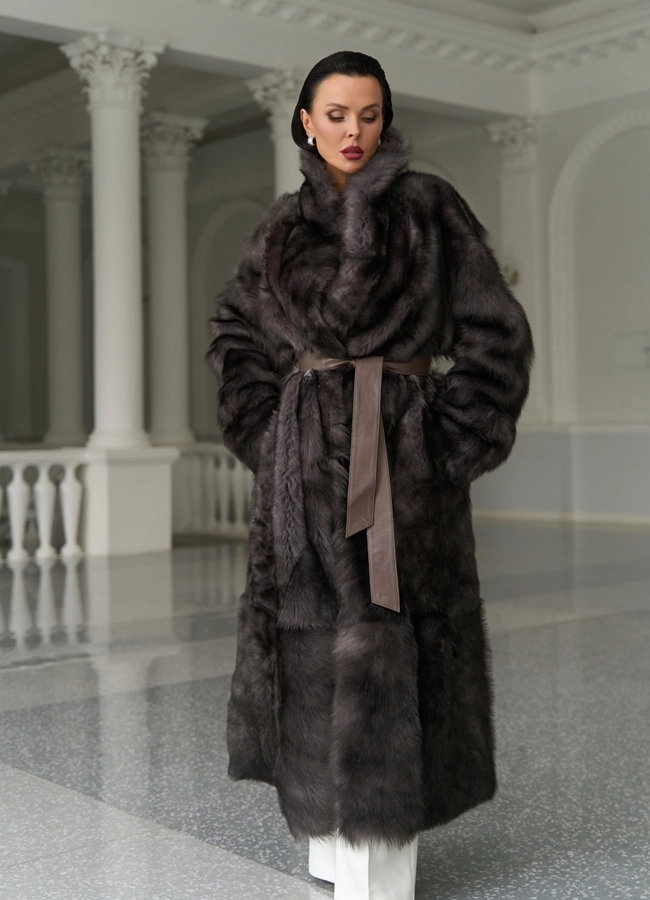 Женская двухсторонняя дубленка с поясом модель № 31616 меха малина