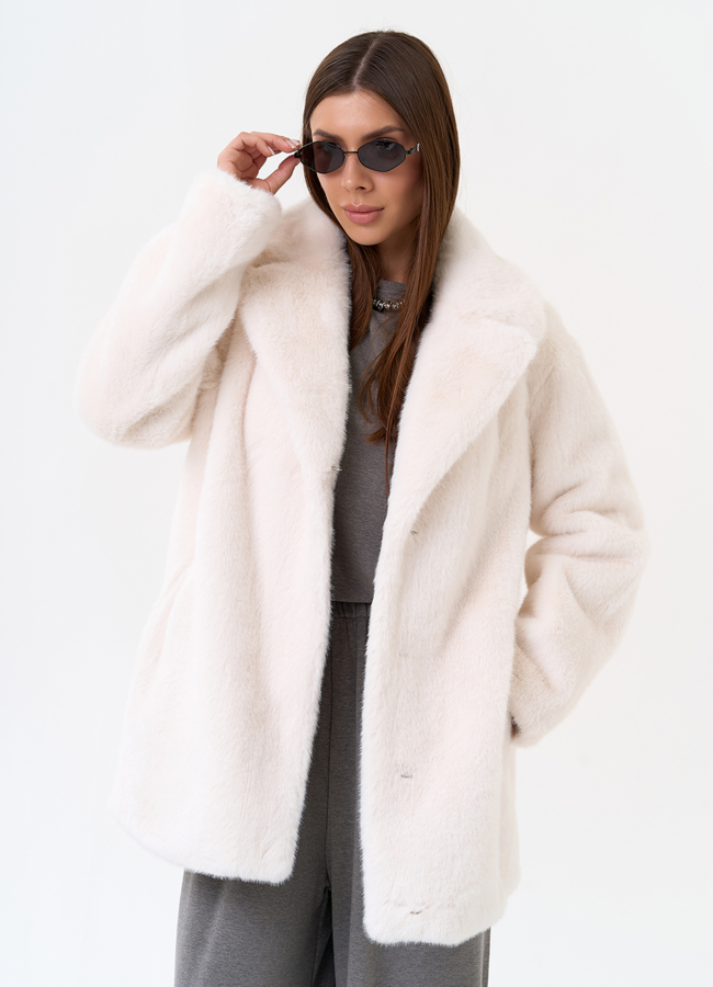 Женская шуба из эко меха с английским воротником  модель № 31245 универмаг малина