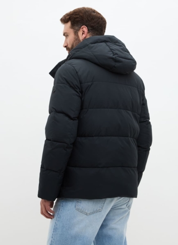 Мужской пуховик с капюшоном 