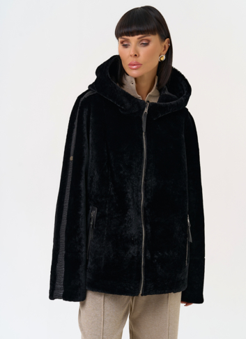 Женская двухсторонняя дубленка с капюшоном