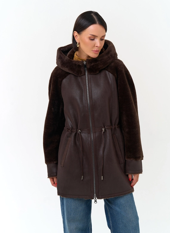 Женская дубленка из эко замши фото