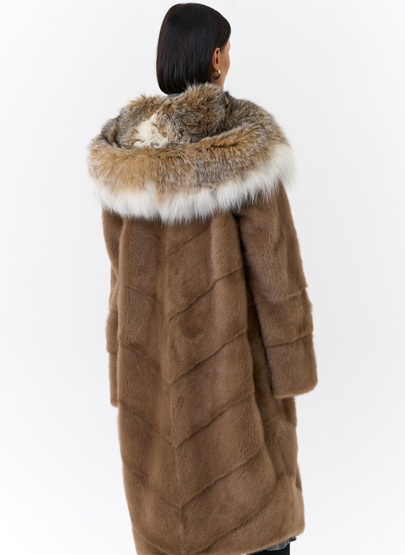 Норковая шуба с рысью